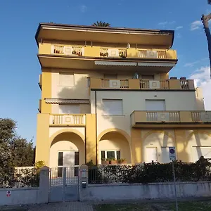  Appartamento Vittoria Marina Di Italia